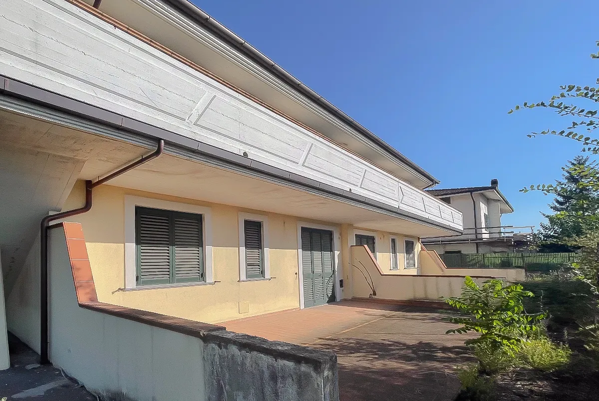 8 unità immobiliari in condominio - Gallery